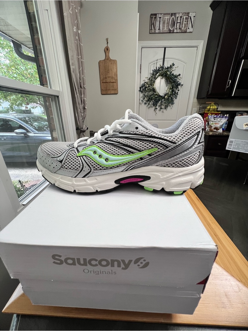 Saucony Women's Ride Millennium Silver with Lime Accent Running Shoes size 7.5